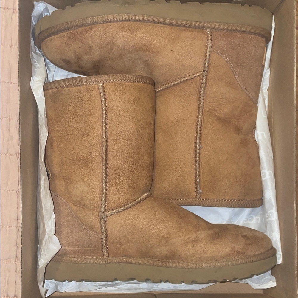 UGG Classic Short II Tan Boots
